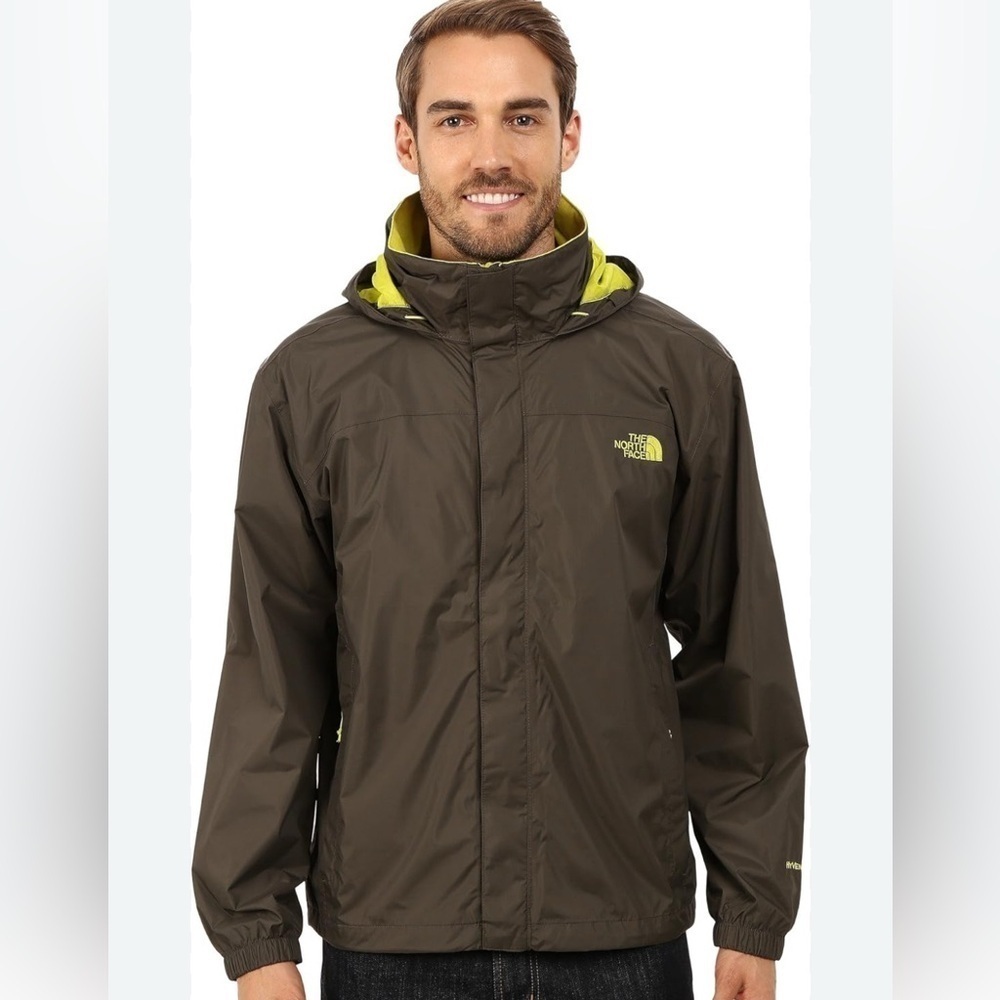 EUC The North Face Resolve Windbreaker Rain Hooded Men's Jacket Zip size medium